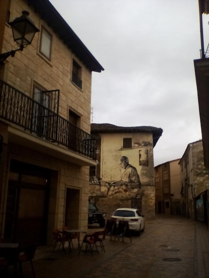 Hotel La Huella Del Camino Belorado Exterior photo